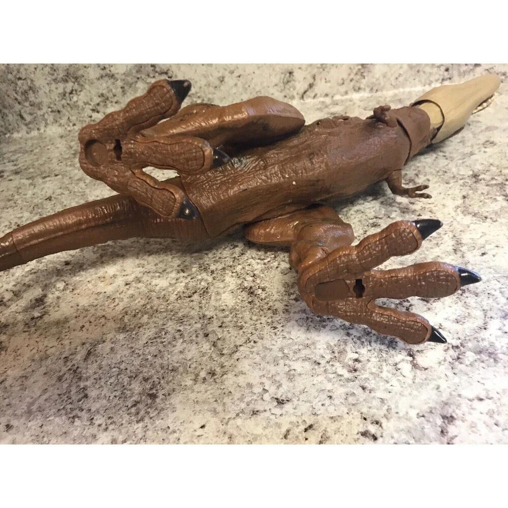 Jurassic World Dominion Extreme Damage T Rex Dinosaur Action Figure Toy - Picture 9 of 12